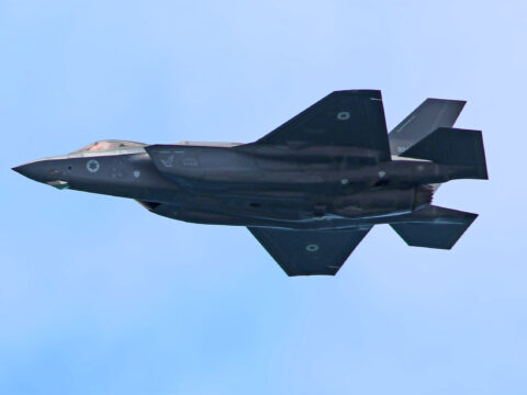 f 35i air force fly by on tel aviv beach 2019 img 3716