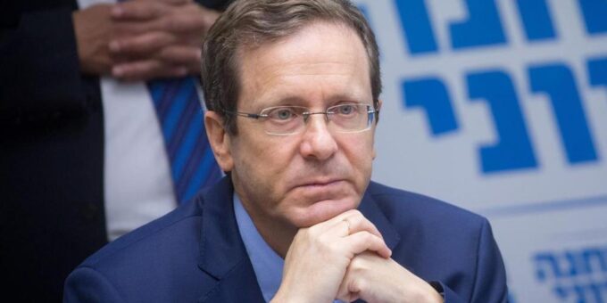 bcd393a4209e7c68228159556f07239b