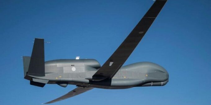 northropgrummancompletessuccessfulfirstflightofjapansrq 4bglobalhawk 2cbf1f31 947d 462a a00c 438d82f2a139 prv