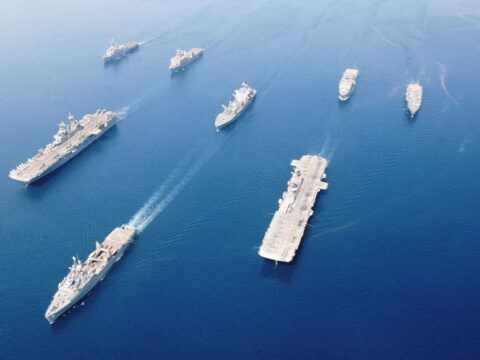 fleet of military ships at sea in arabian gulf may 2003 200200836 001 59ab108e03f4020011e771c7