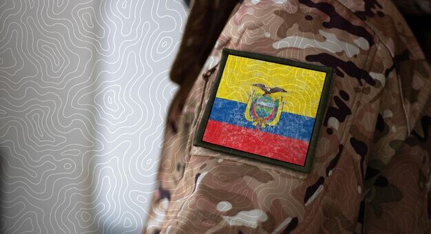 ecuador soldier soldier with flag ecuador ecuador flag on a military uniform ecuador army camouflage clothing 220166 5705