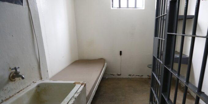 prison cells prisoners around4 1