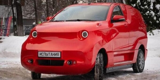 Россияне создали электромобиль Amber, конкурента Tesla, но получился очередной уродец